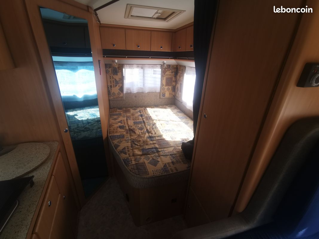 Camping-car Intégral Bürstner I 574 Élégance