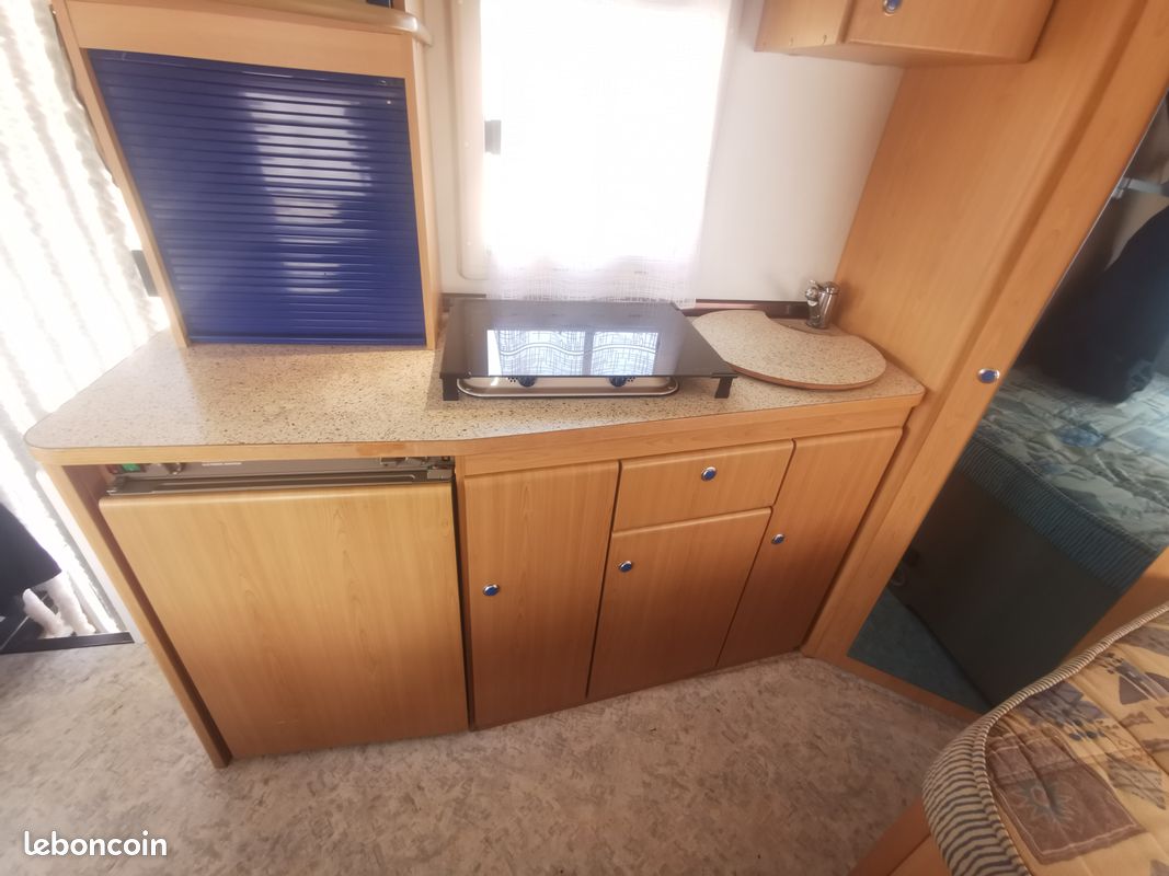 Camping-car Intégral Bürstner I 574 Élégance
