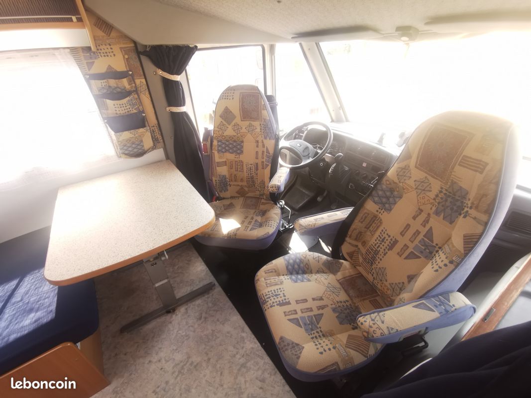 Camping-car Intégral Bürstner I 574 Élégance