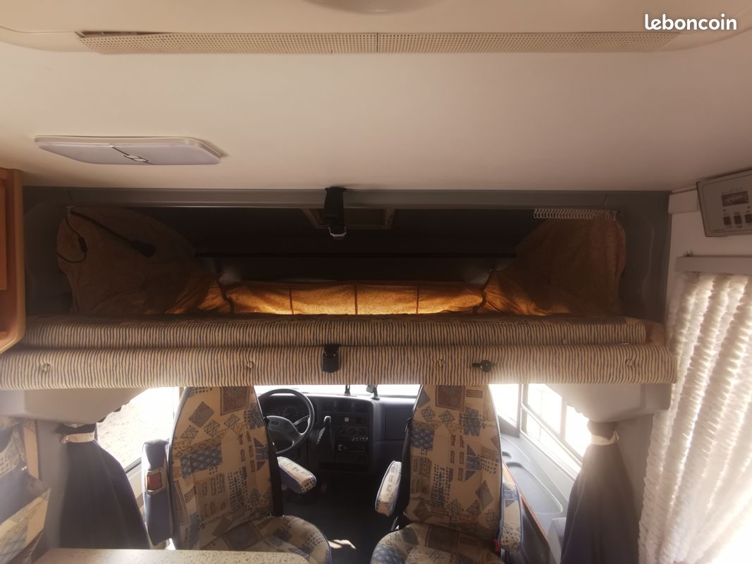 Camping-car Intégral Bürstner I 574 Élégance