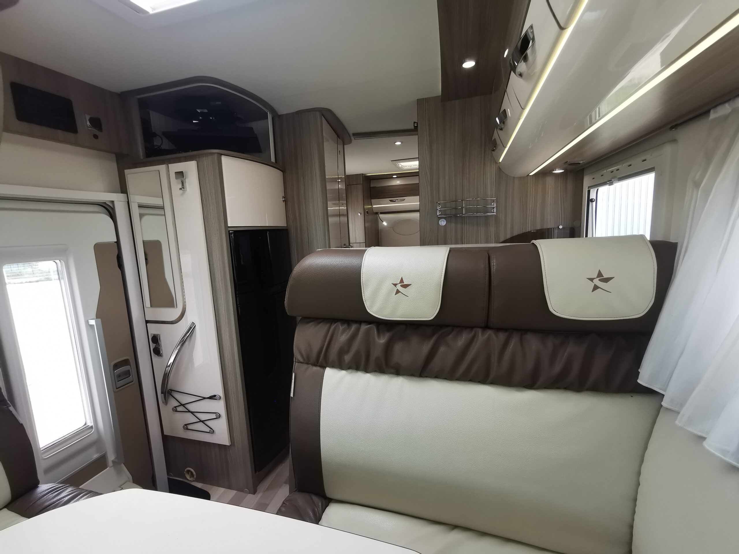 CAMPING CAR INTEGRAL AUTOSTAR I 720 PRIVILEGE