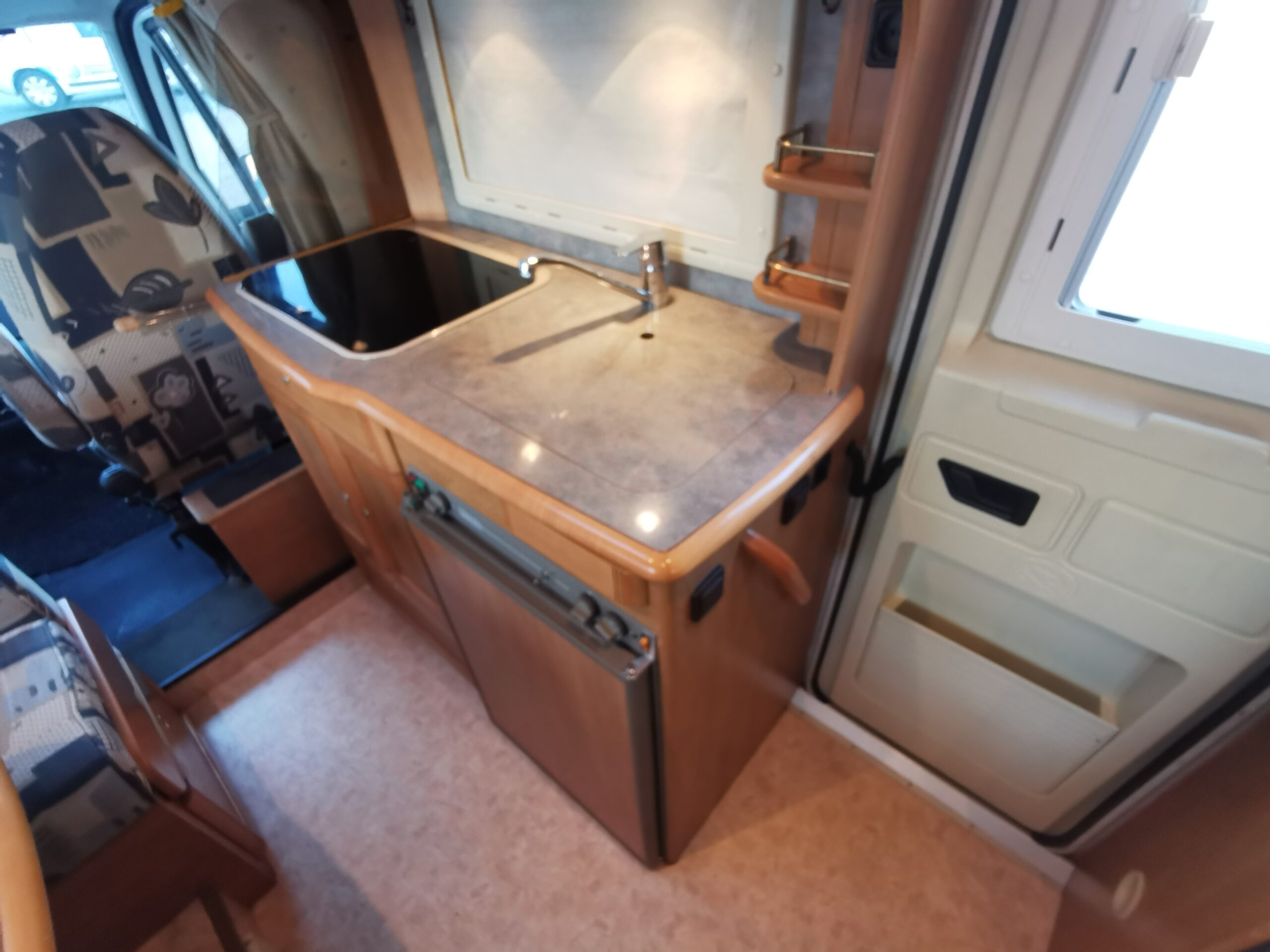 CAMPING CAR PROFILE RAPIDO 740 C