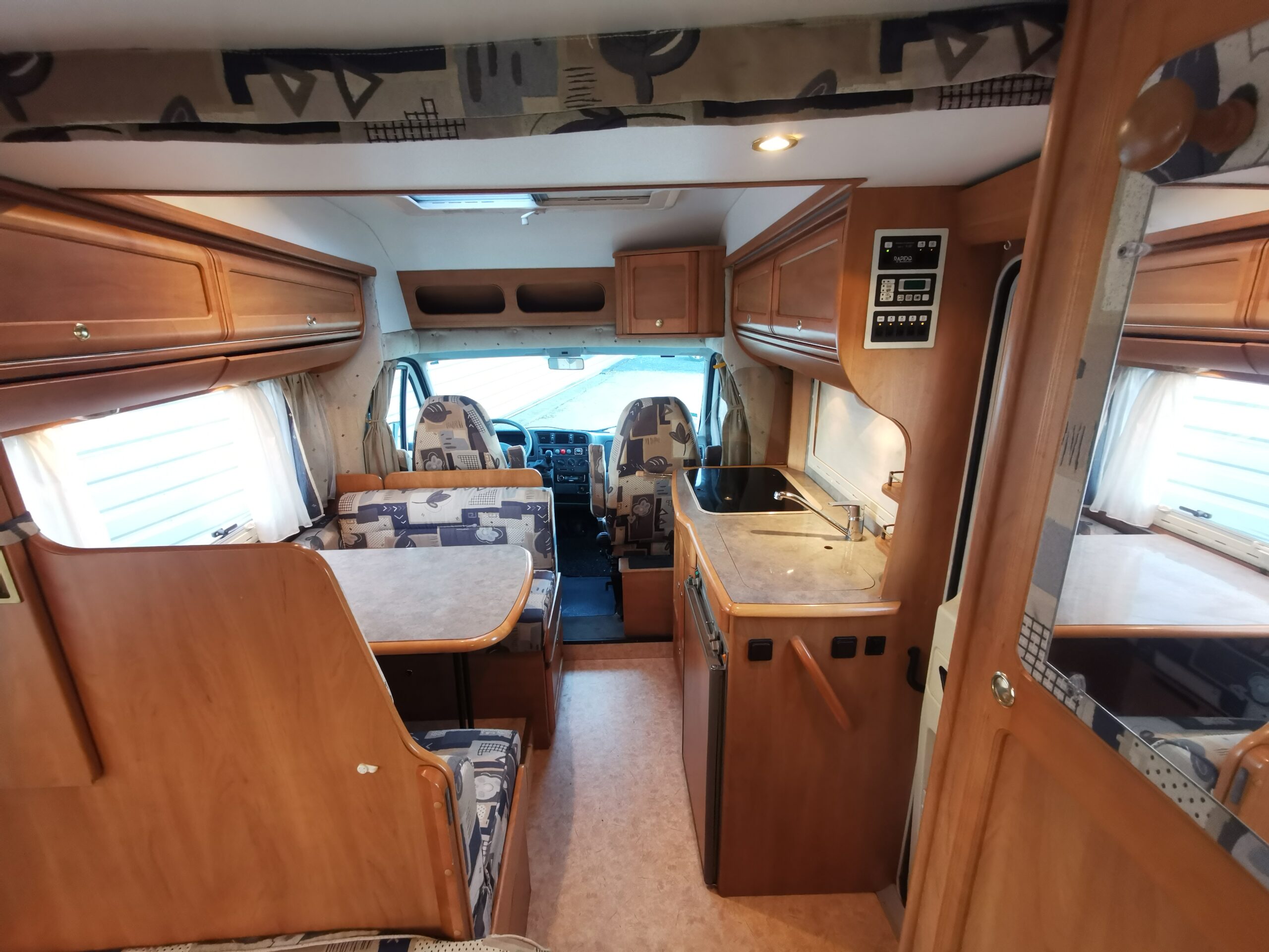 CAMPING CAR PROFILE RAPIDO 740 C