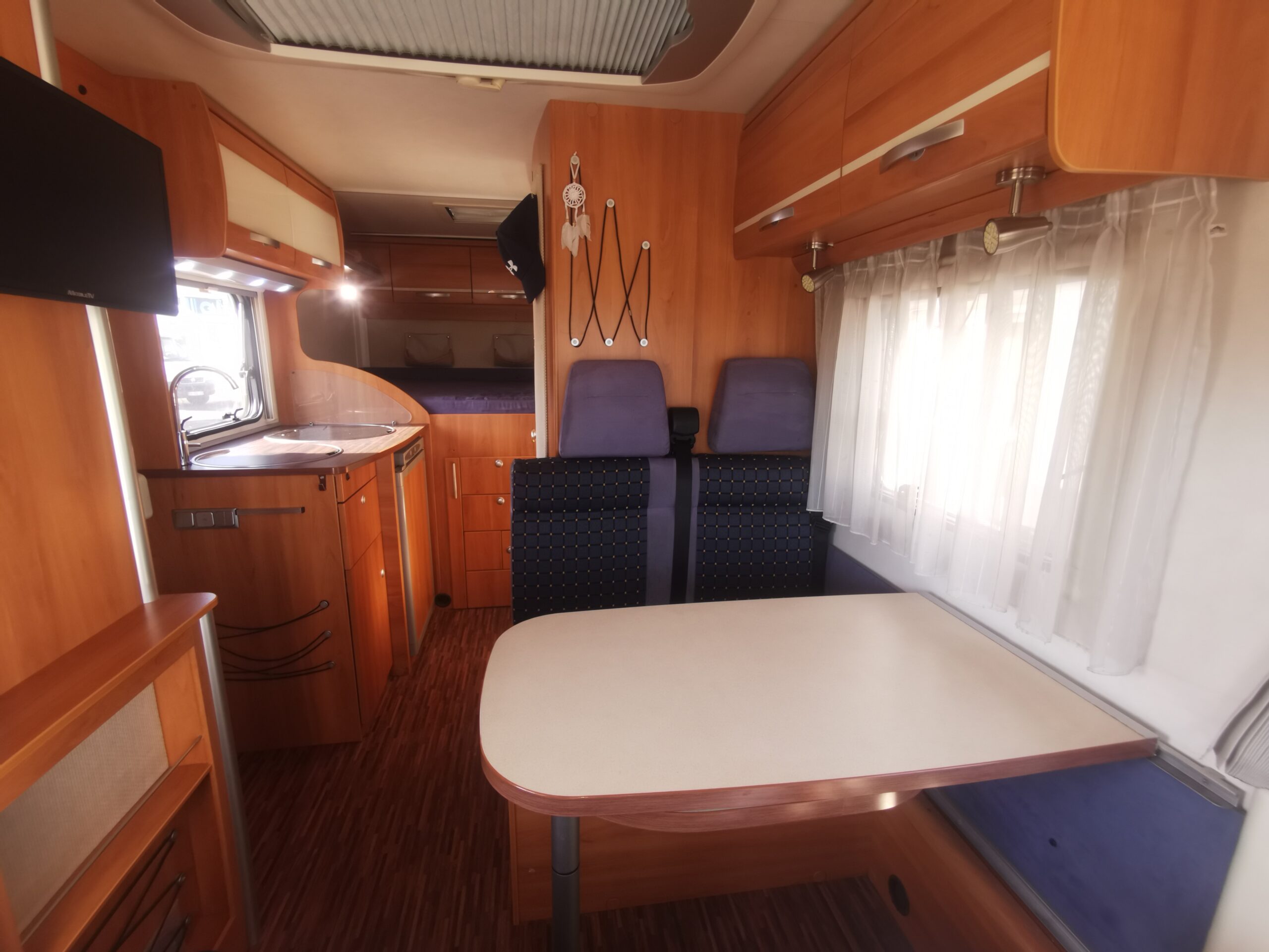 Camping car integral hymer exsis 522