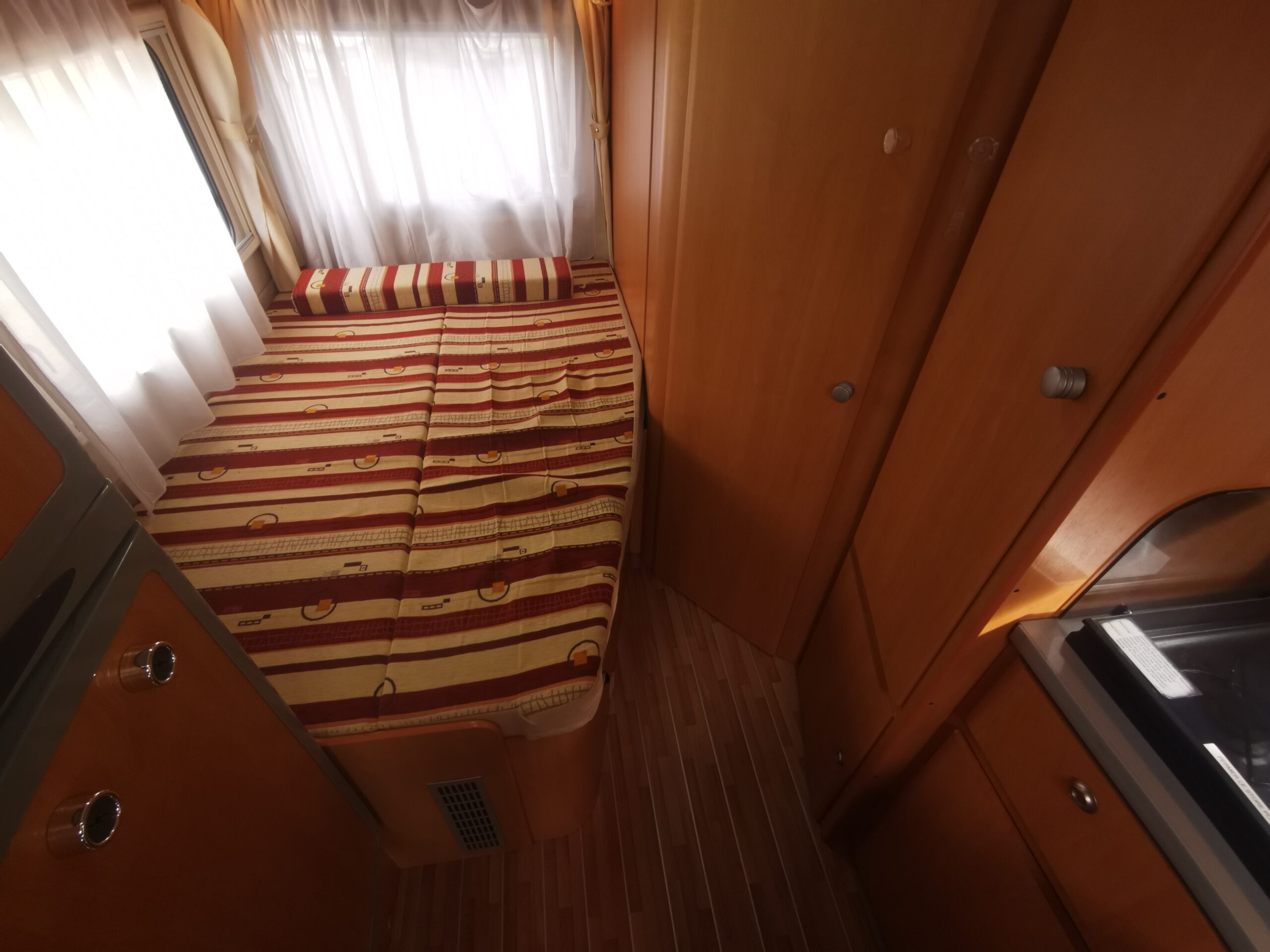 CAMPING CAR PROFILE CI ELLIOT 55 P
