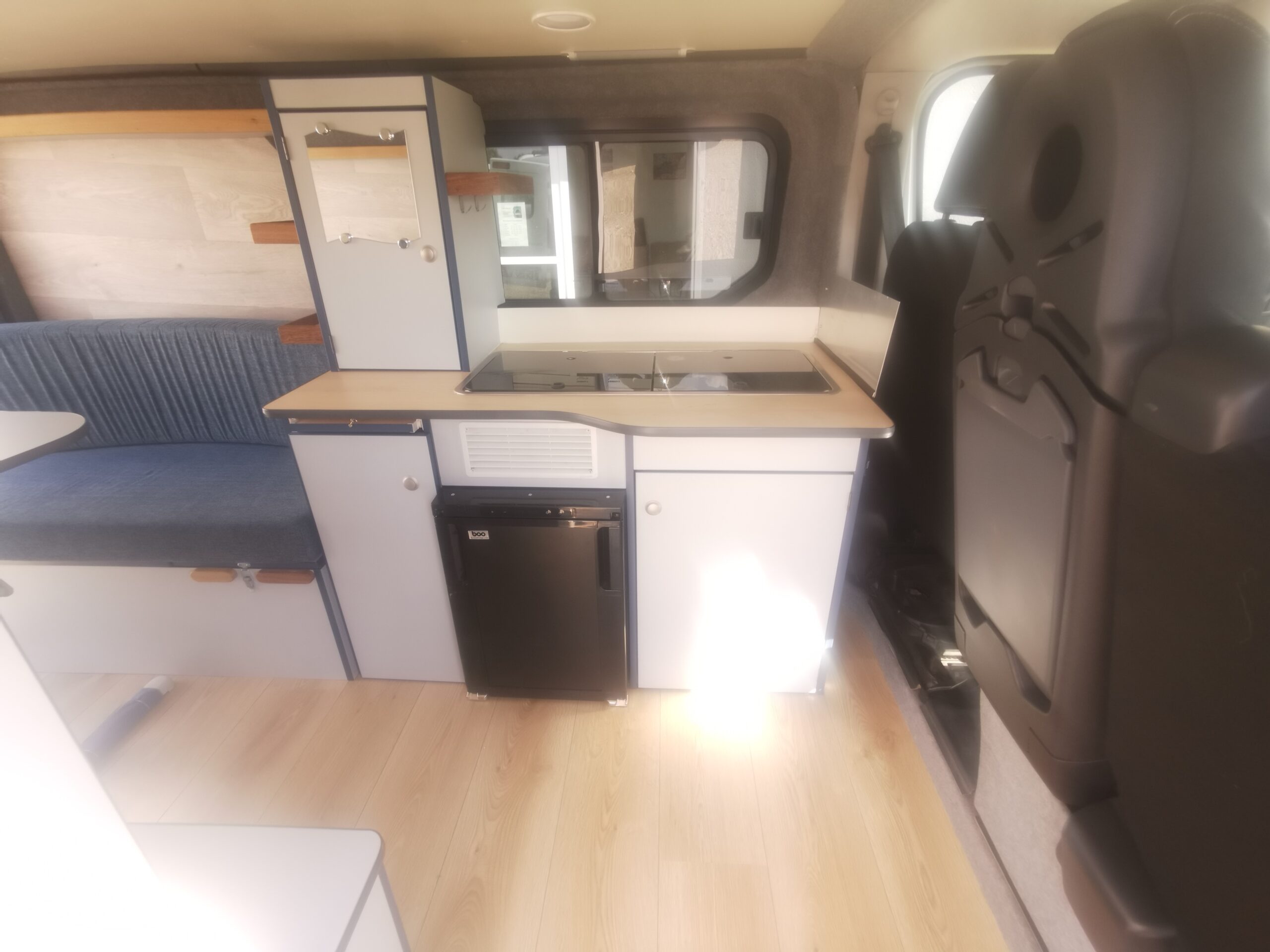 VAN RENAULT TRAFIC