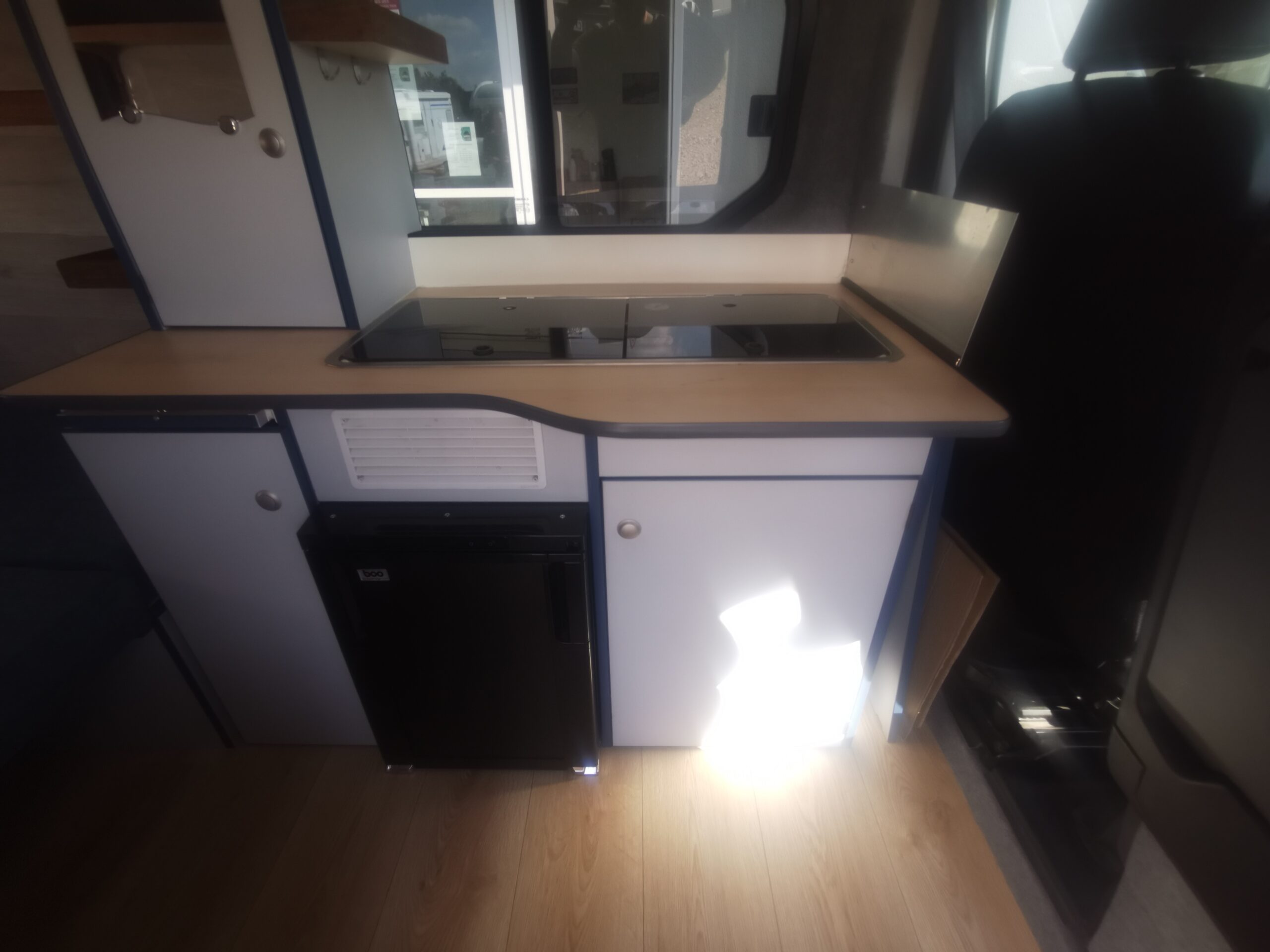 VAN RENAULT TRAFIC