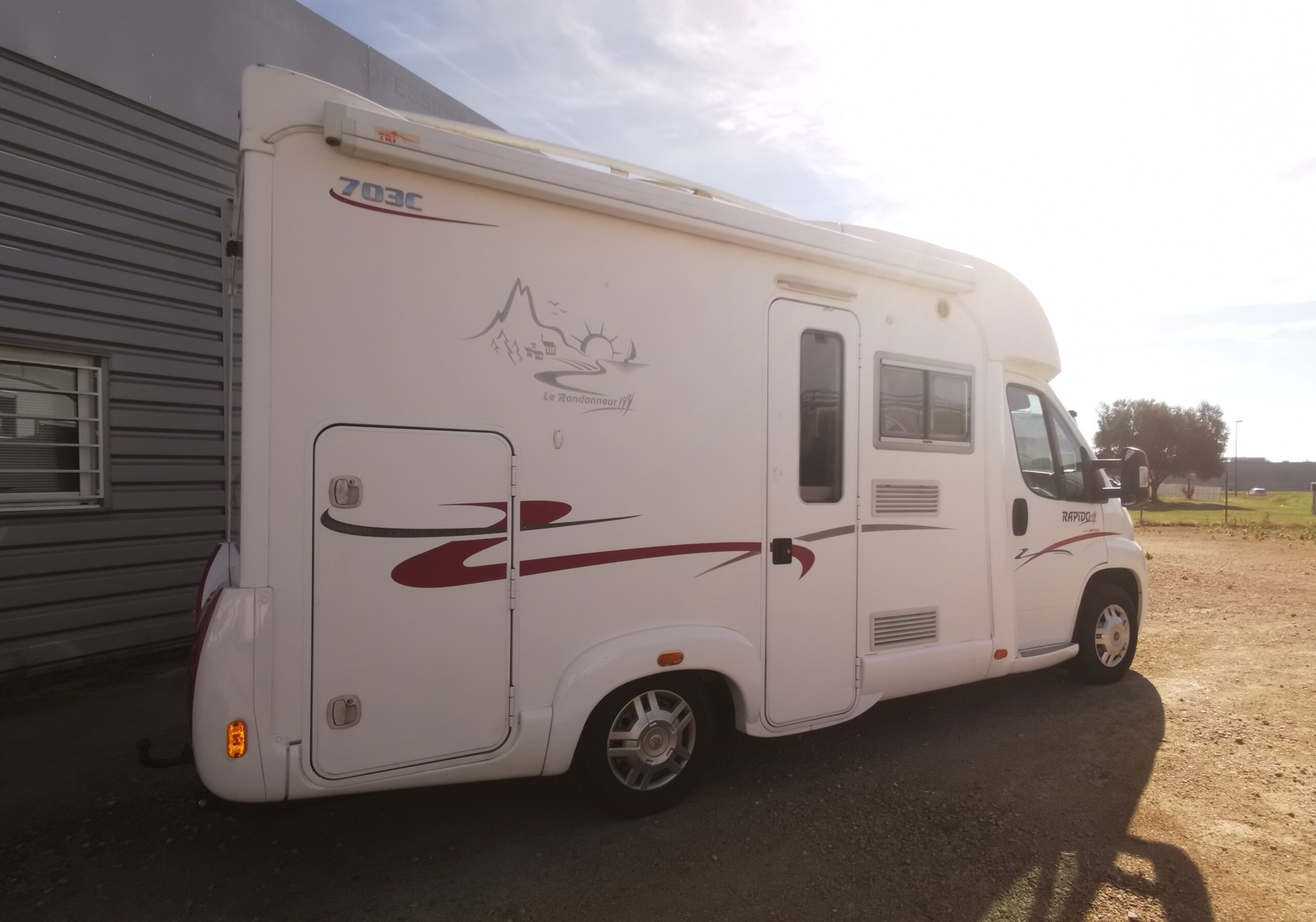 PROFILE RAPIDO 703 C