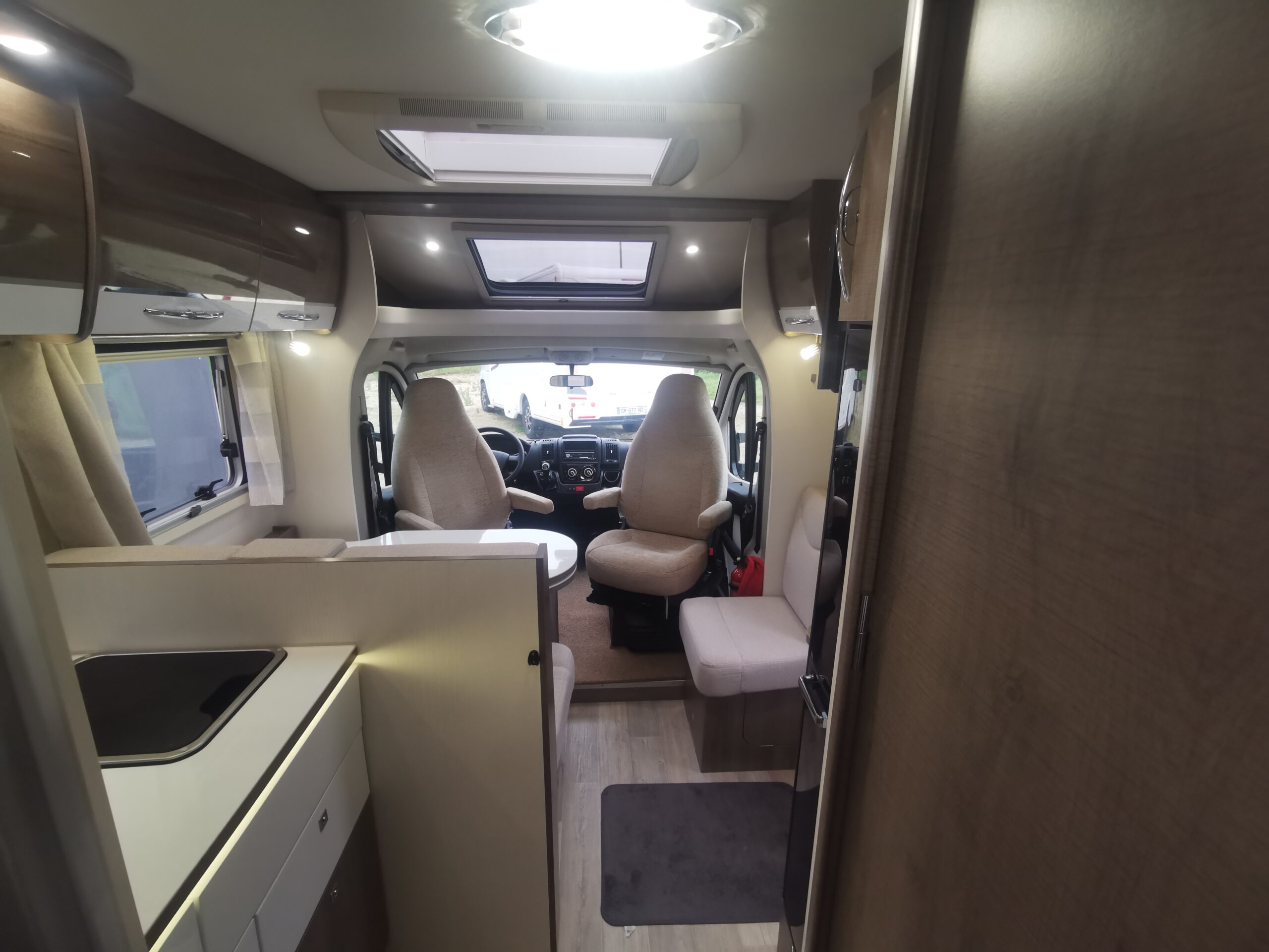 PROFILE BAVARIA T700 STYLE