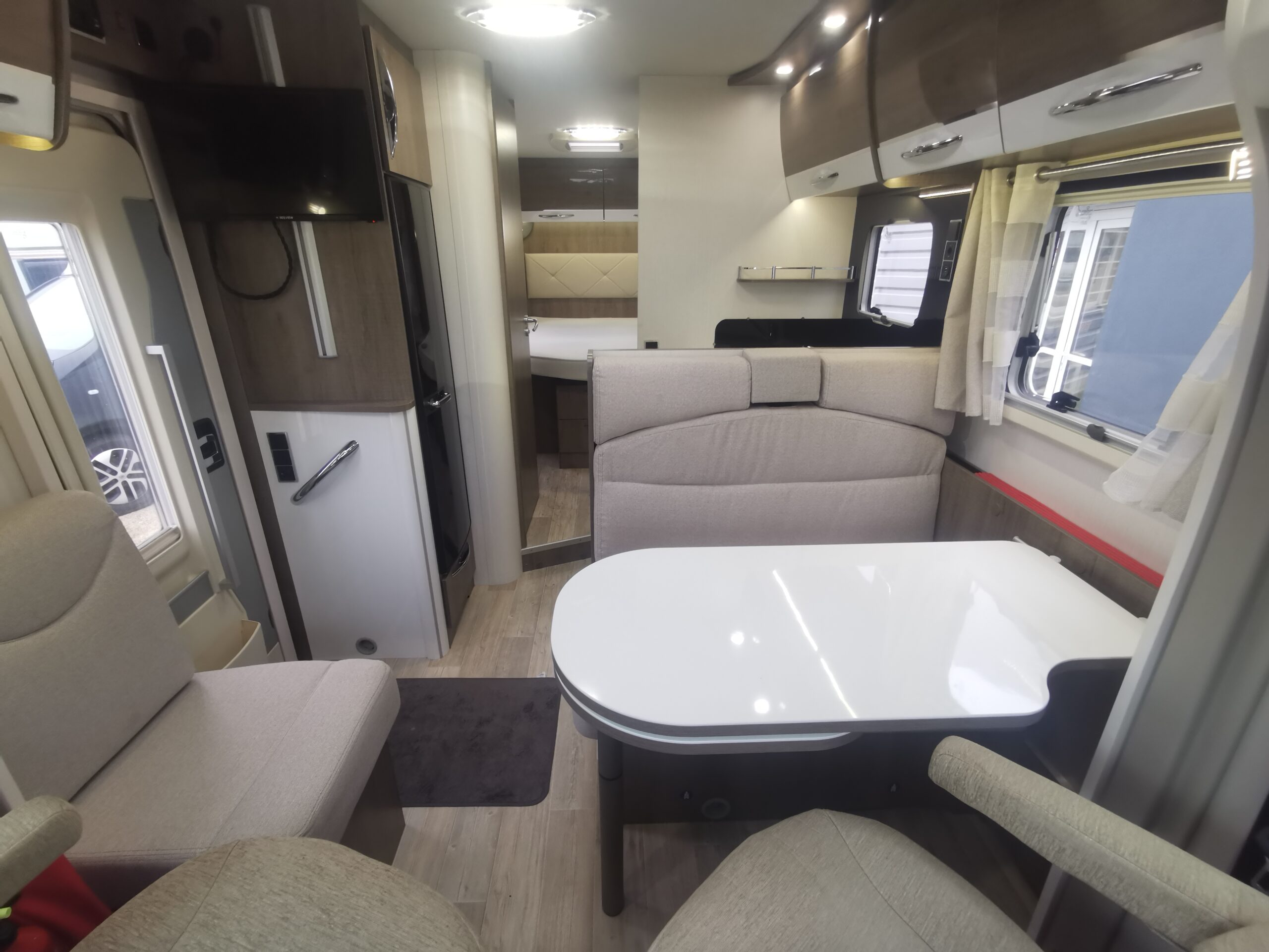 PROFILE BAVARIA T700 STYLE