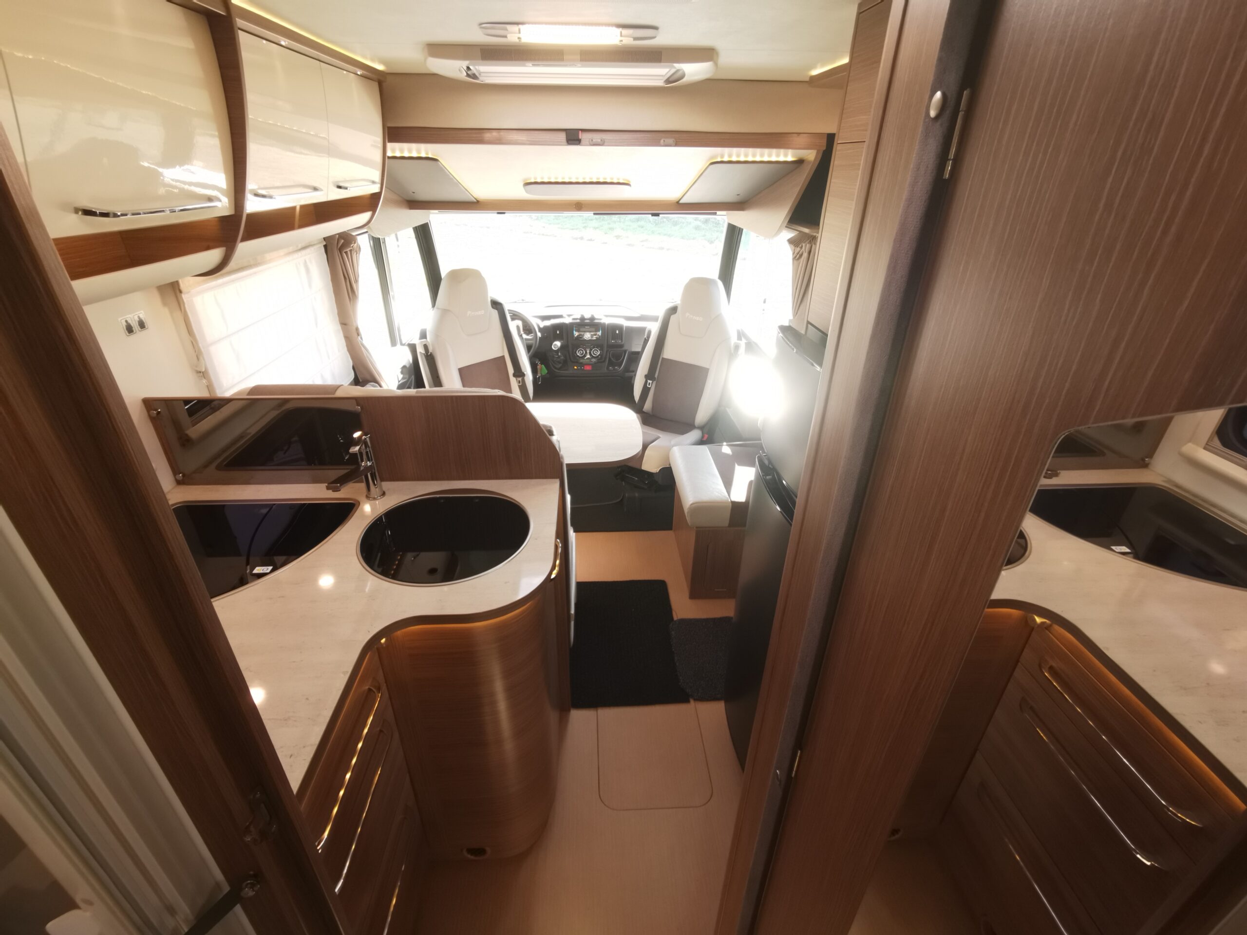 Integral itineo mb 740 traveller 5 places carte grise