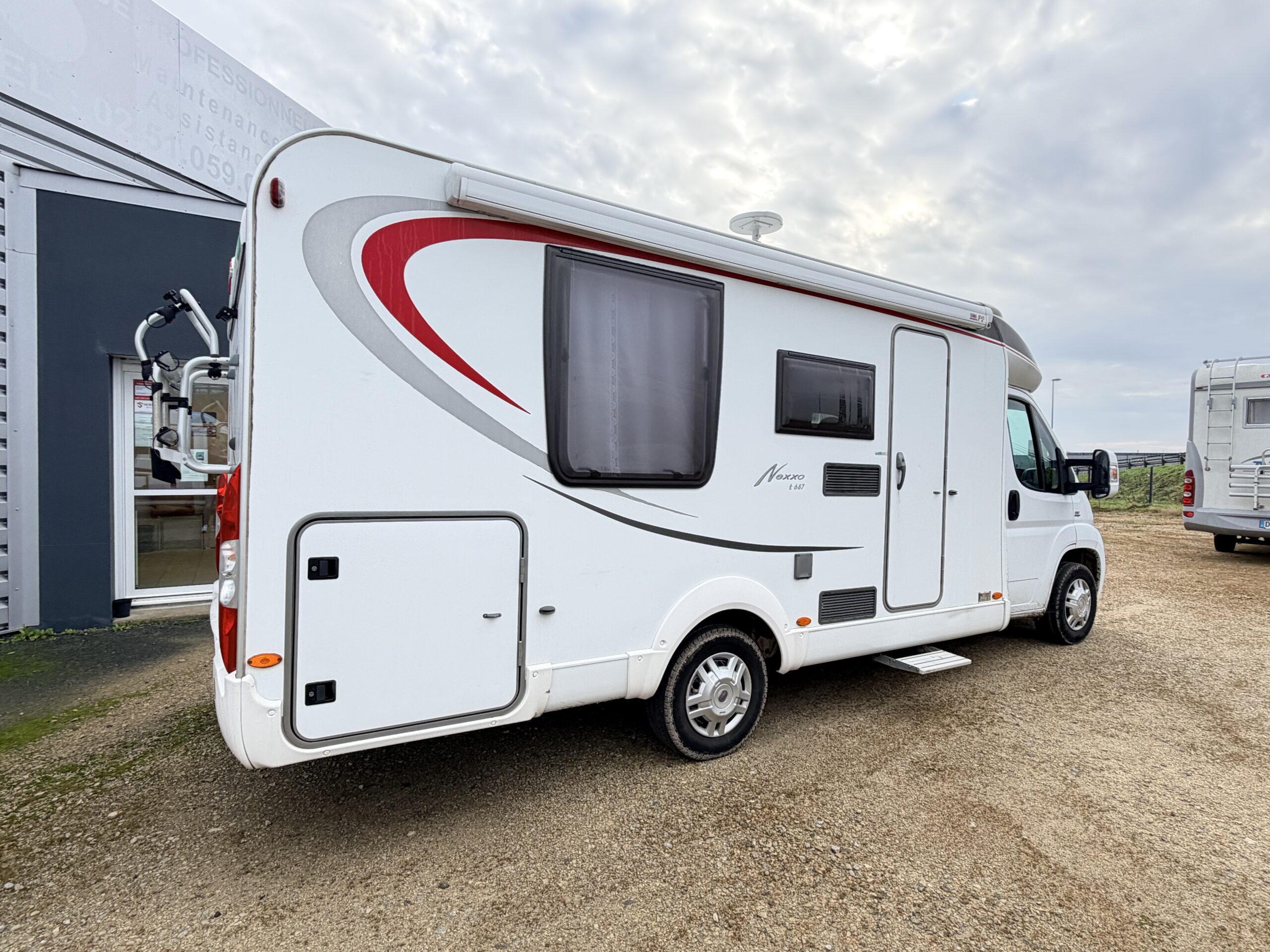 PROFILE BURSTNER NEXXO T 687