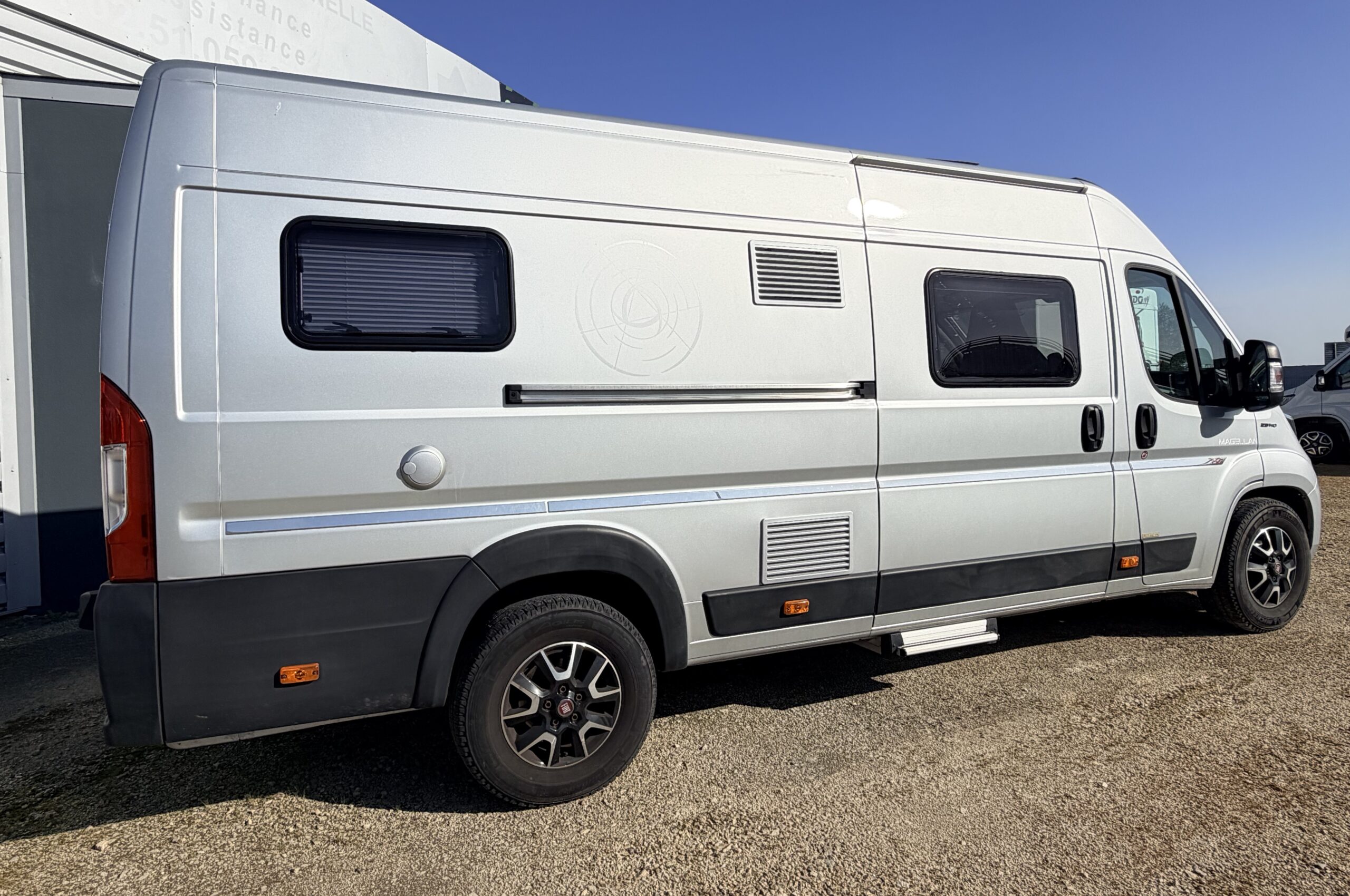 Fourgon Campereve 742 Limited Magellan