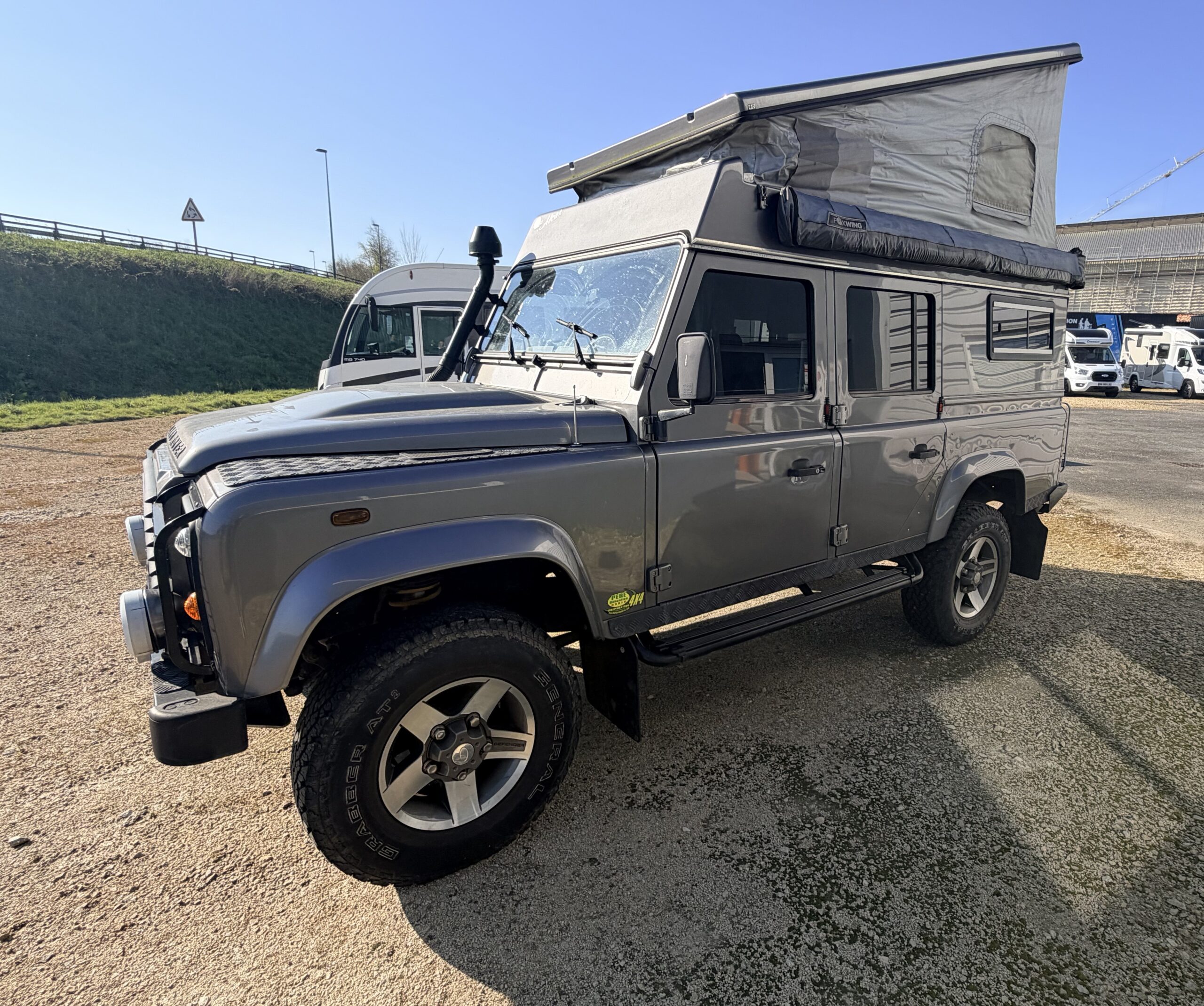LAND ROVER DEFENDER 110 TD4 SW CAP HORN