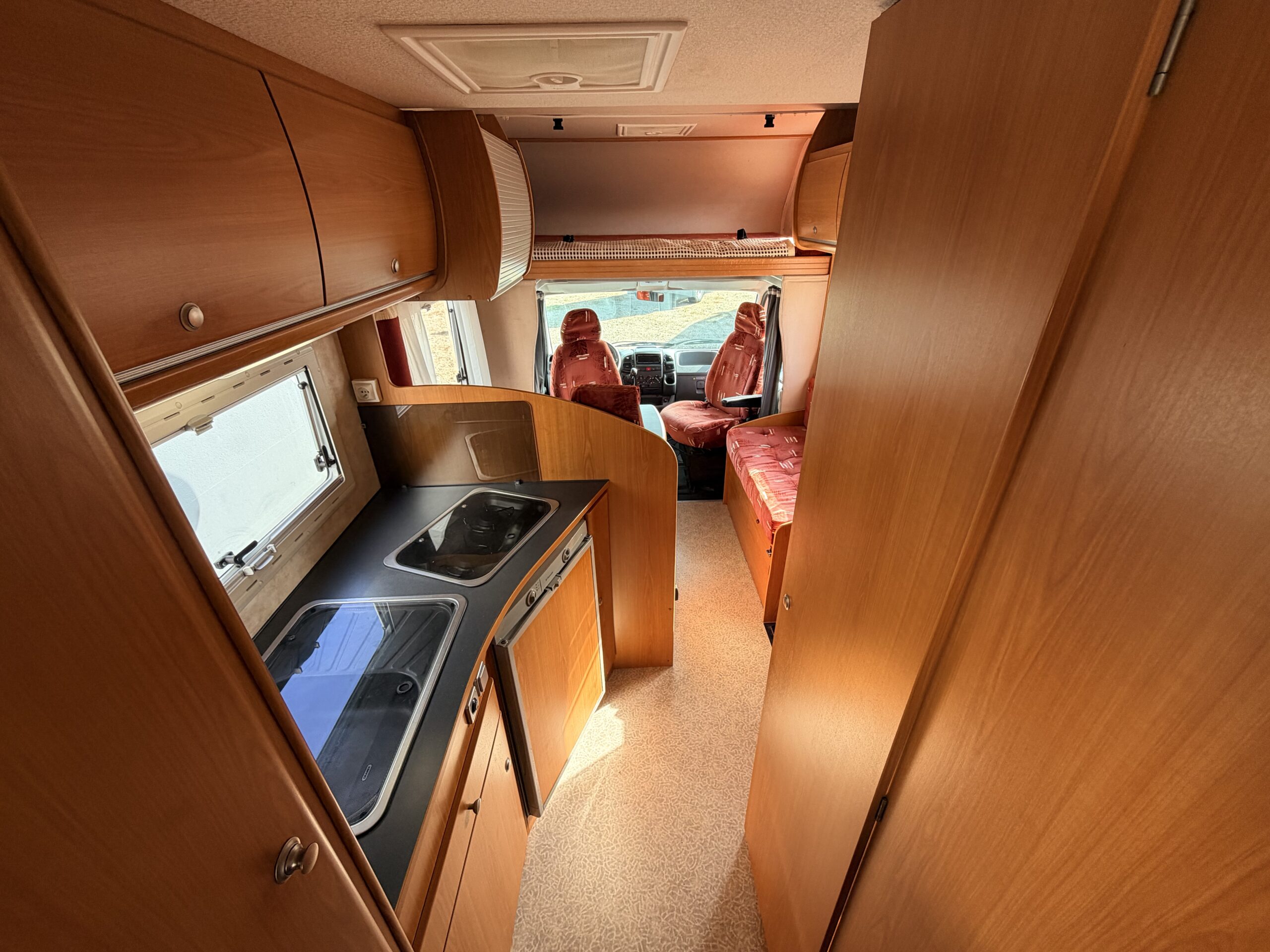CAPUCINE PILOTE A8 ATLANTIS