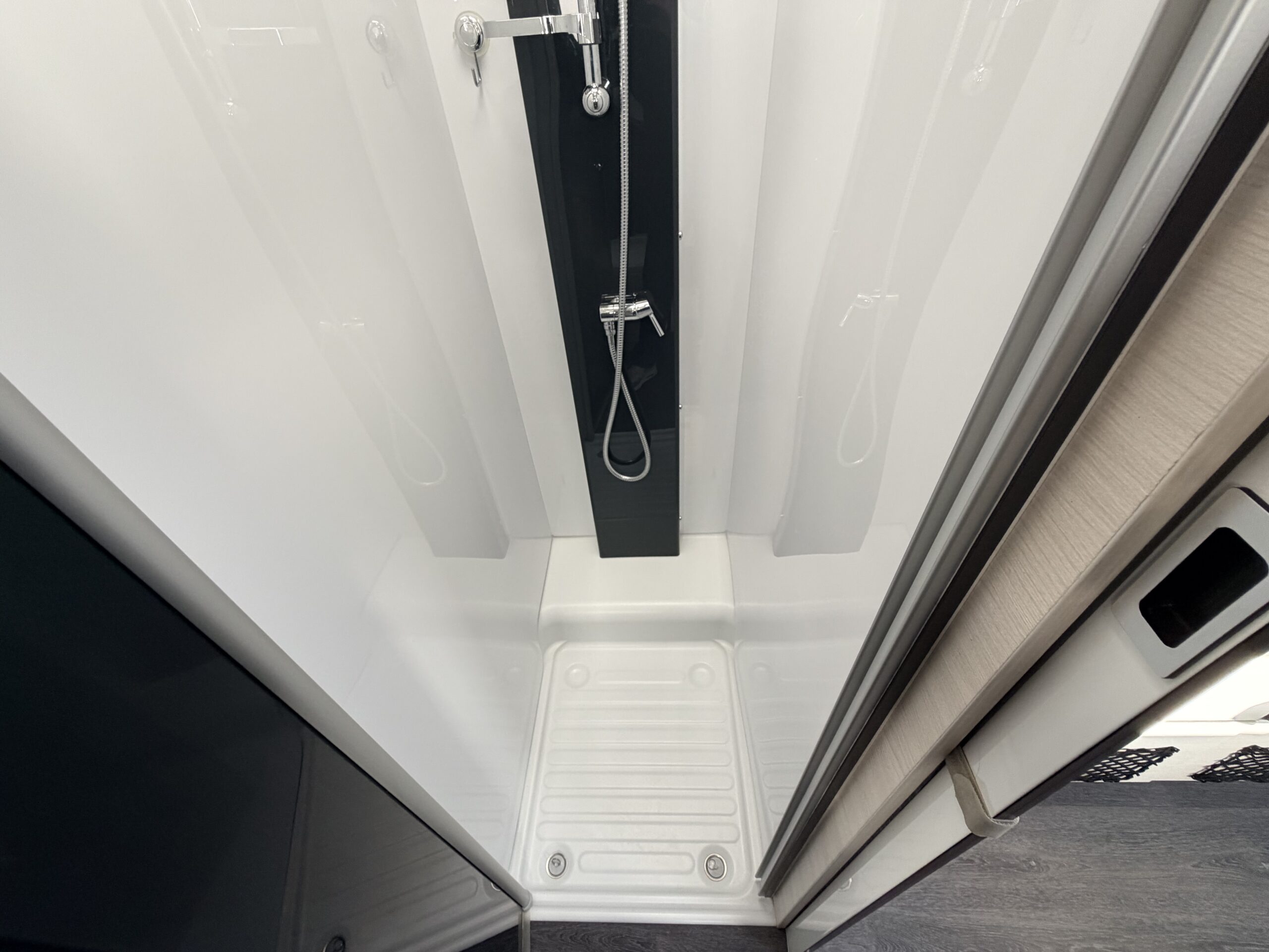PROFILE CHAUSSON 650 VIP TITANIUM BOITE AUTO