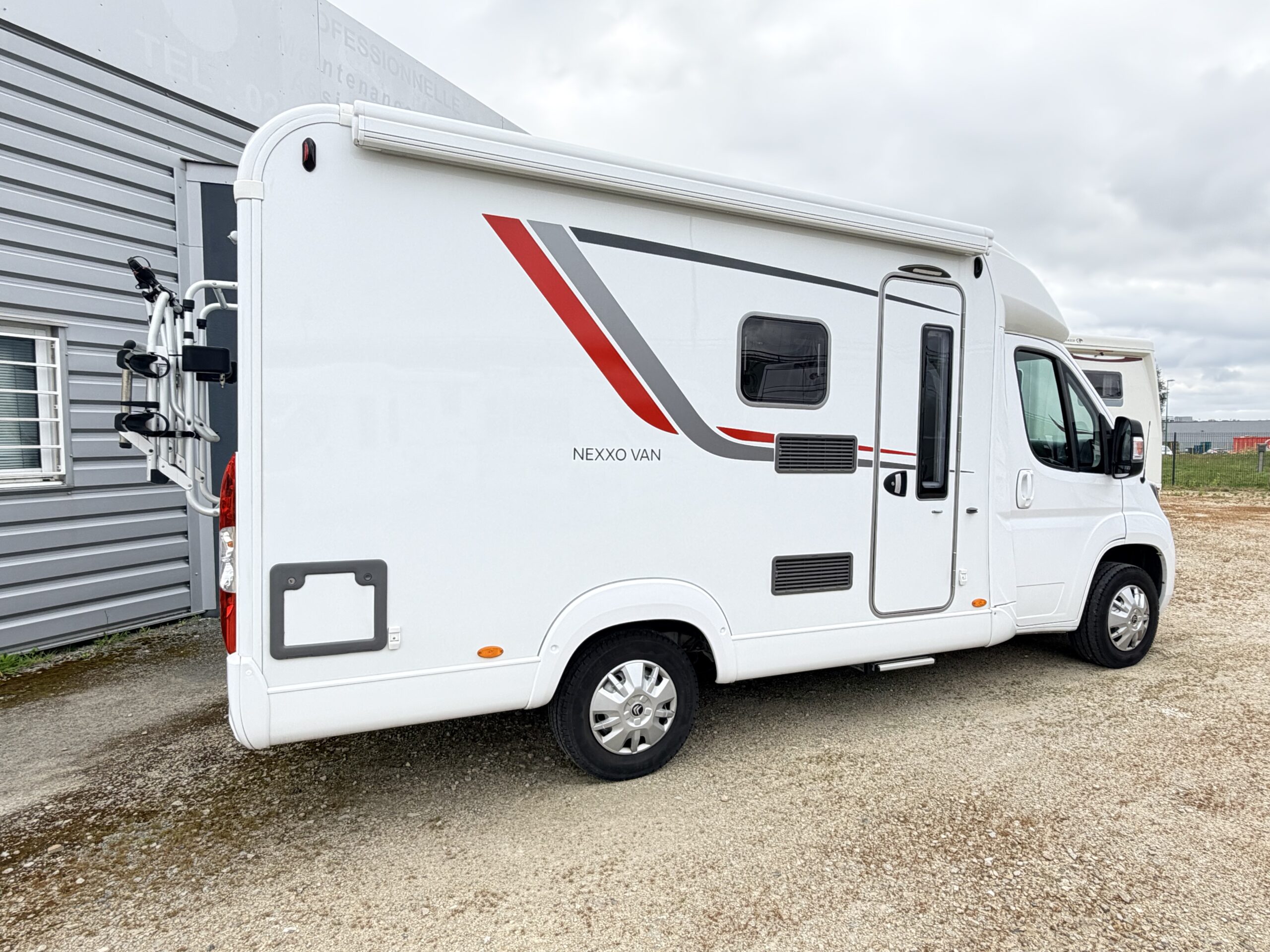 PROFILE BURSTNER T 569 NEXXO VAN