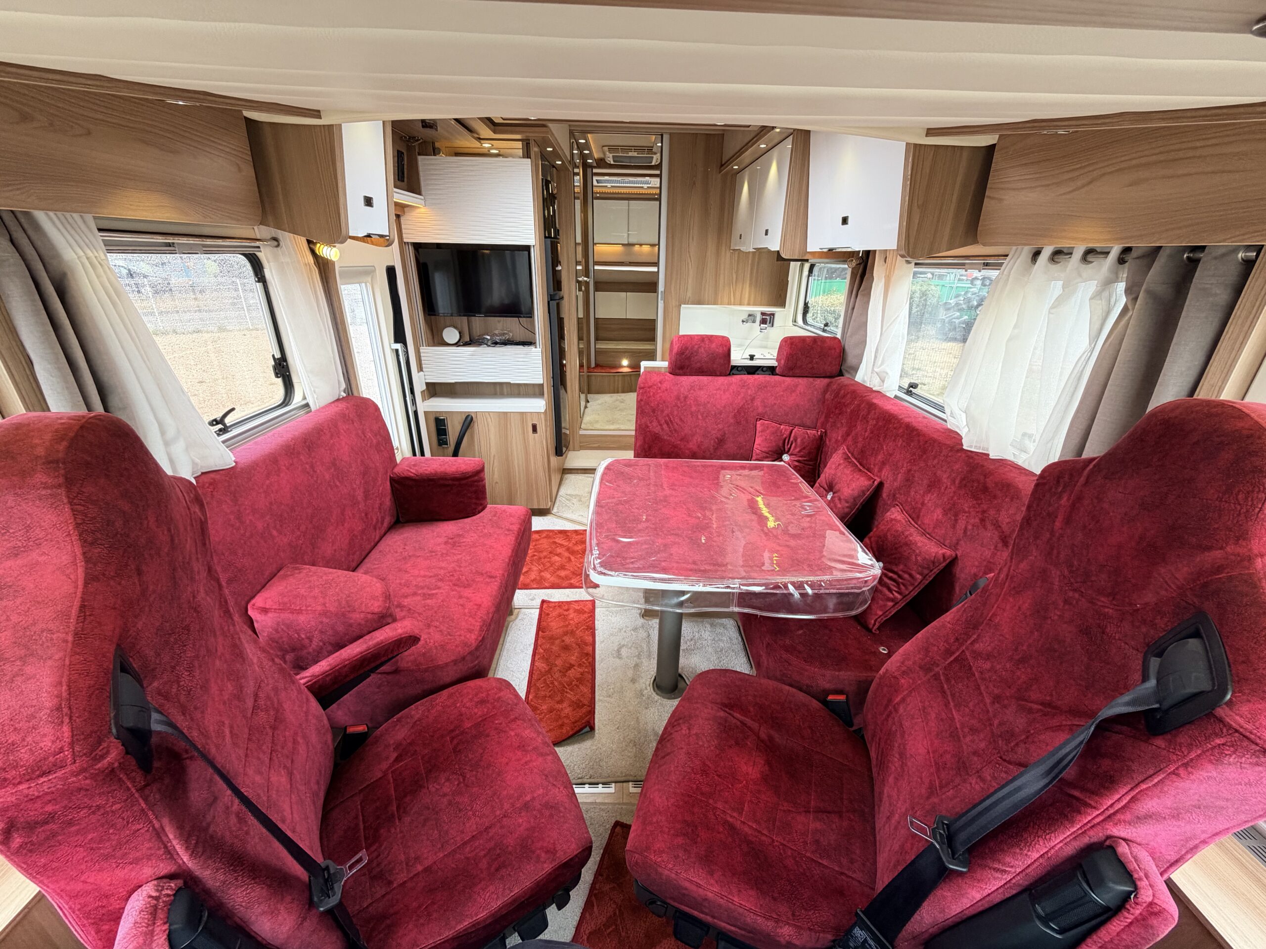 INTEGRAL HAUT DE GAMME LE VOYAGEUR RMB LINER 924 QD CAR SUR PORTEUR IVECO DAILY